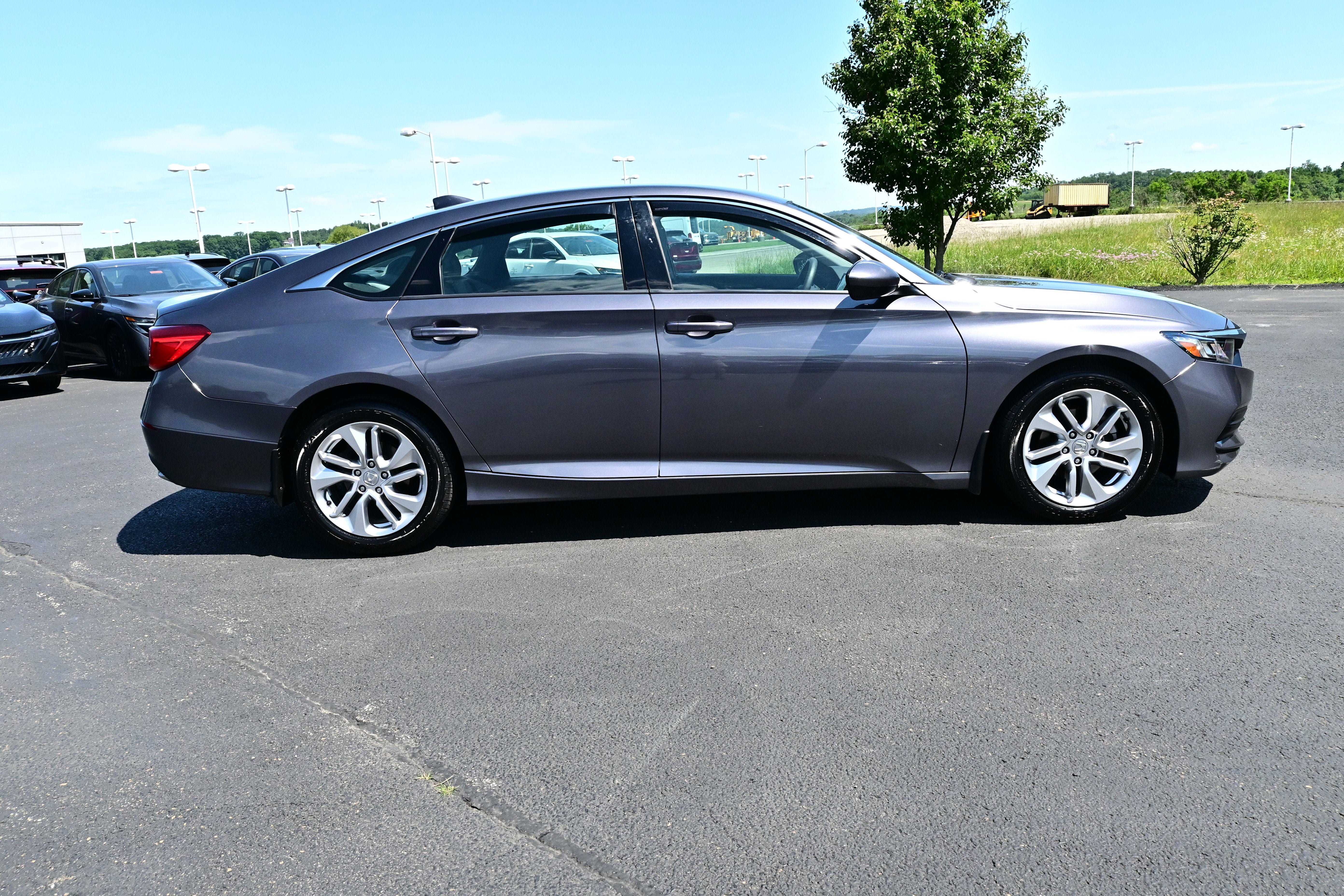 Used 2018 Honda Accord LX image 5