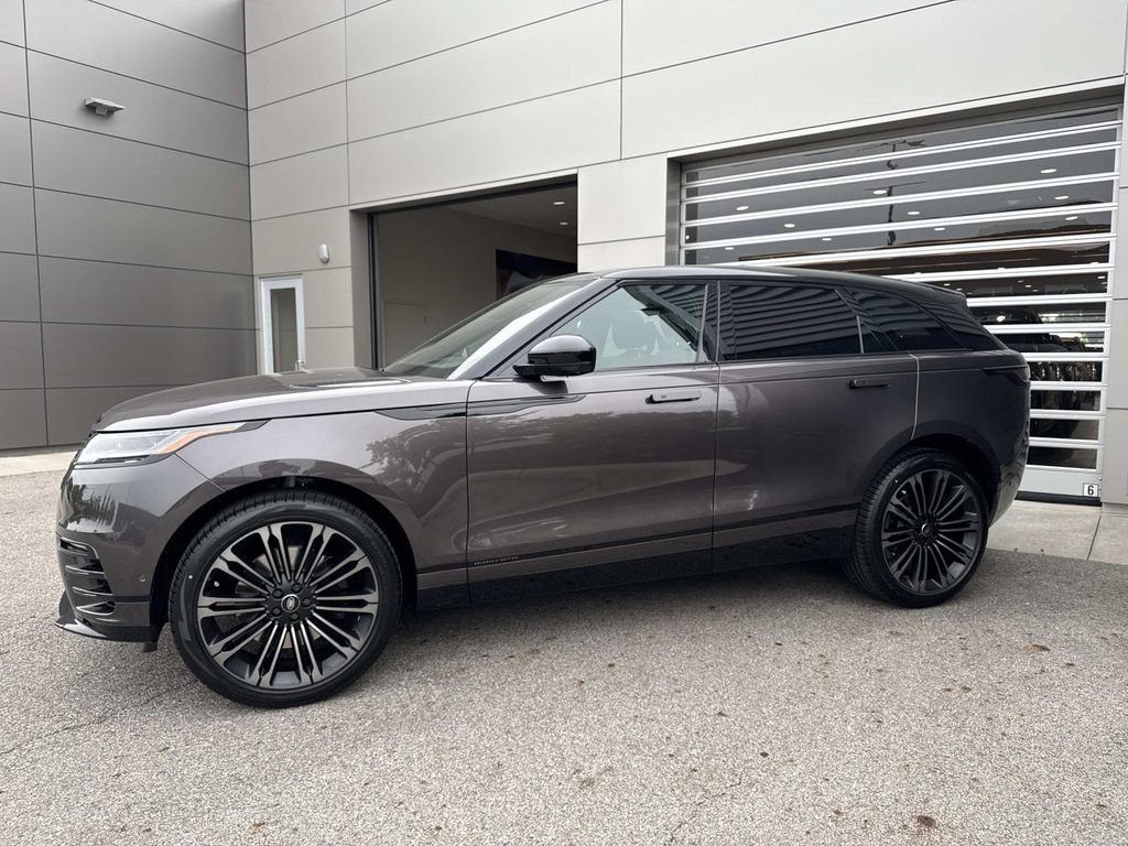 New 2026 Land Rover Range Rover Velar Belgravia AWD/4WD image 3