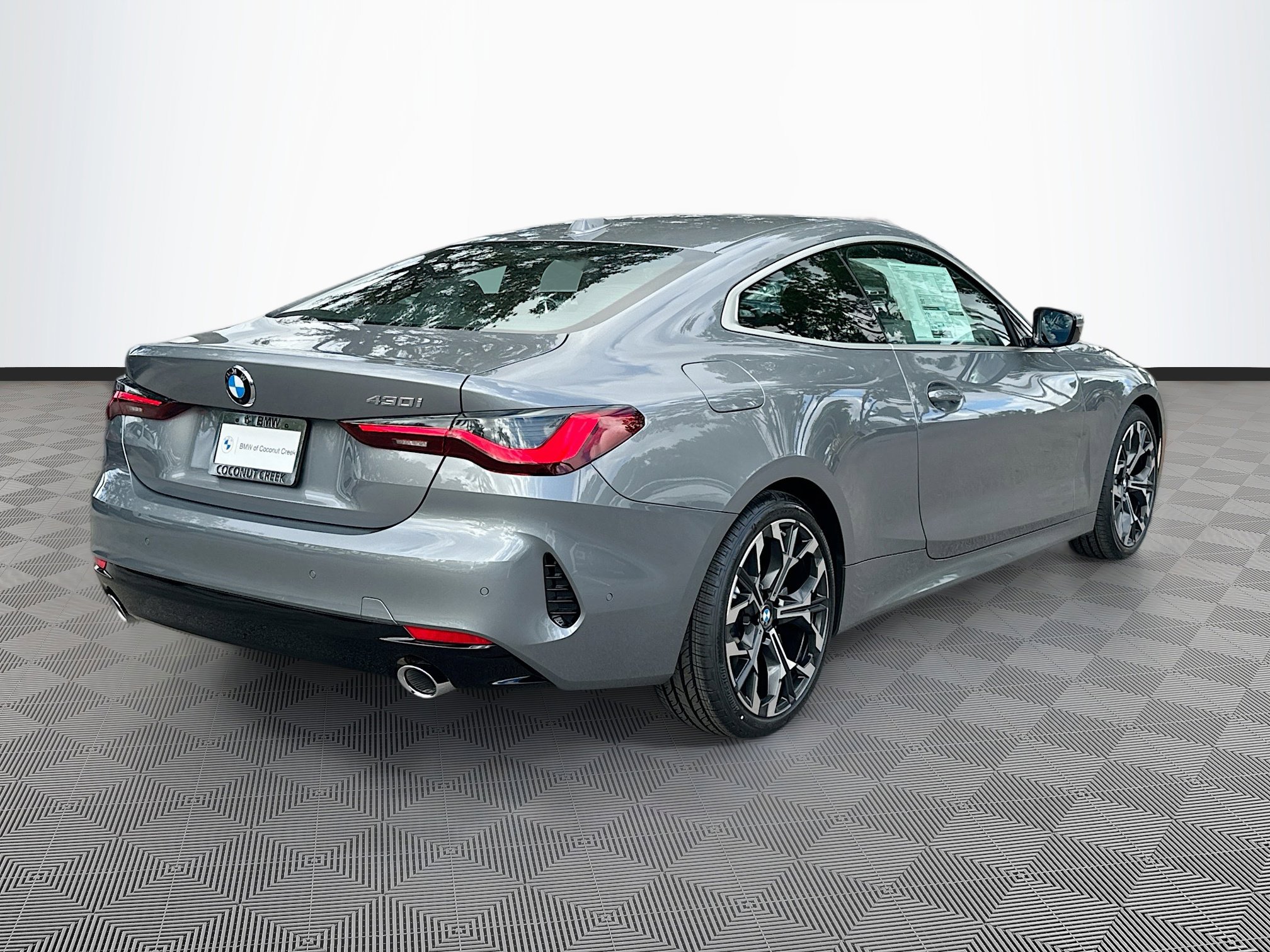 New 2026 BMW 430i Coupe w/ Parking Assistance Package RWD image 6