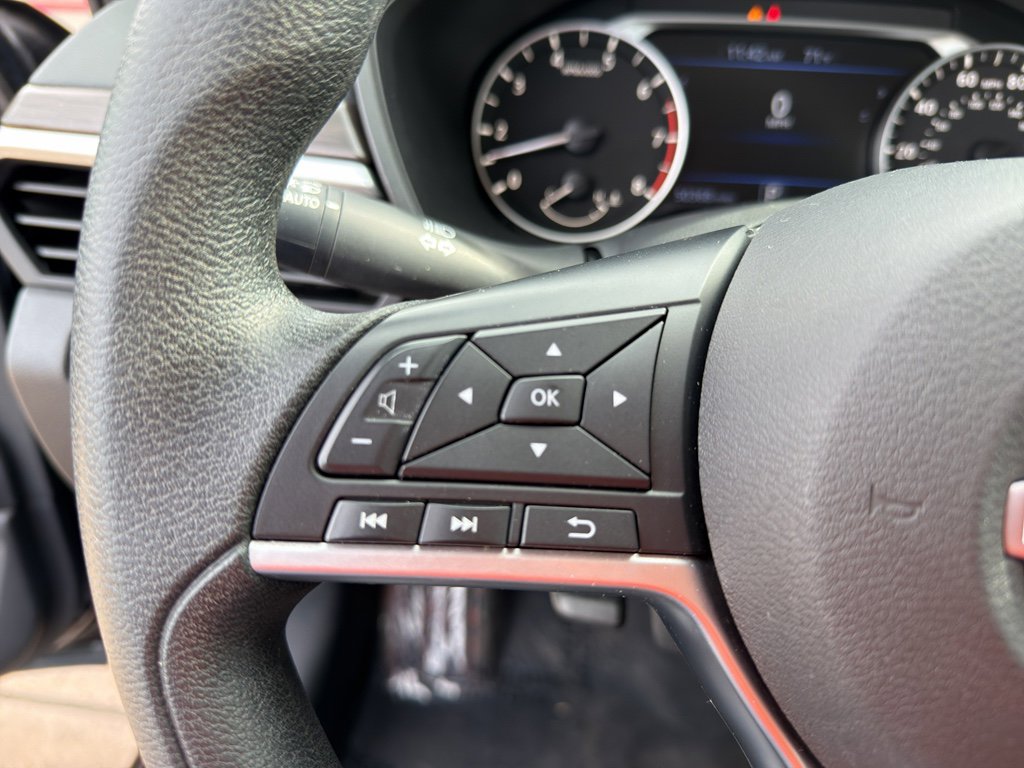 Used 2023 Nissan Altima 2.5 SV image 17