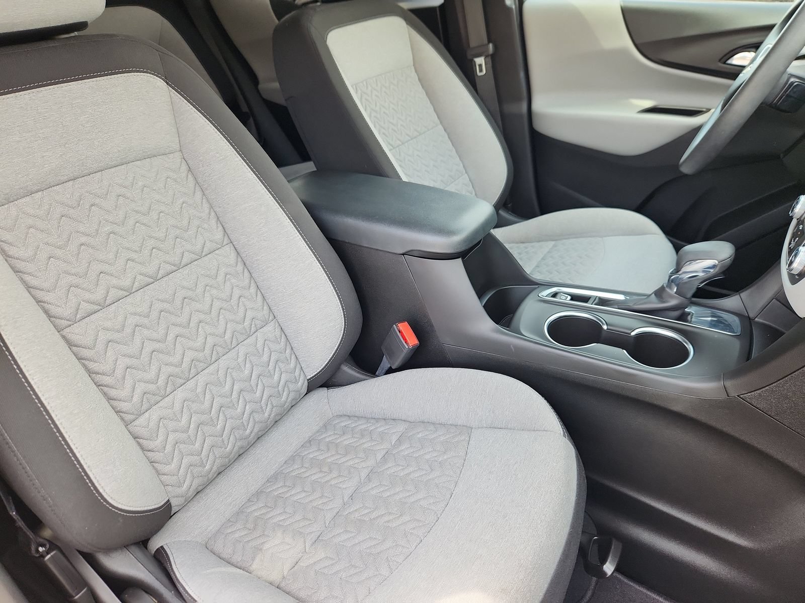 Used 2022 Chevrolet Equinox LT FWD image 15