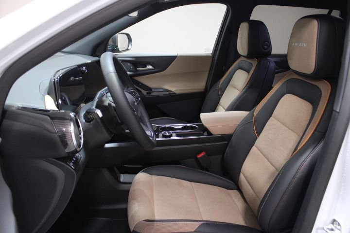New 2026 Chevrolet Equinox ACTIV AWD/4WD image 18