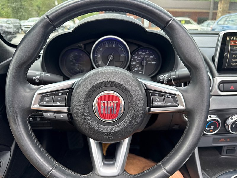 Used 2017 FIAT 124 Spider Classica image 14