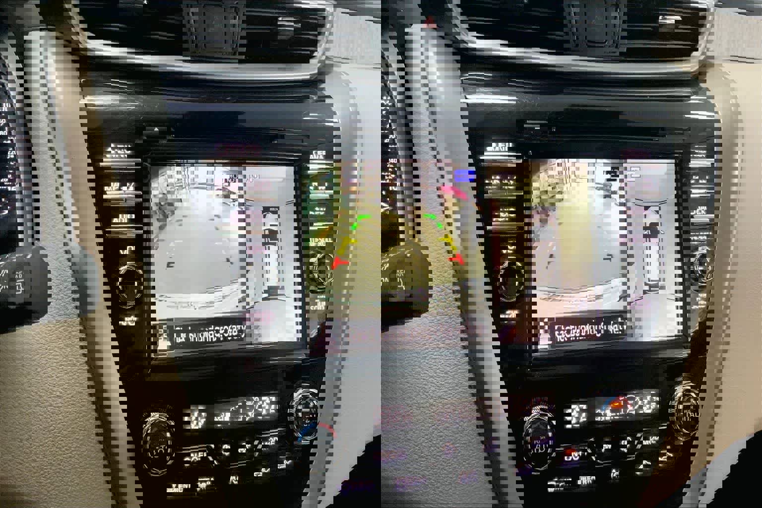 Used 2020 Nissan Murano SL image 23