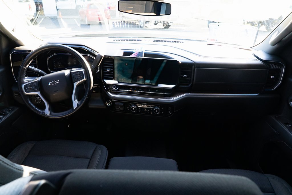 Used 2022 Chevrolet Silverado 1500 RST image 8