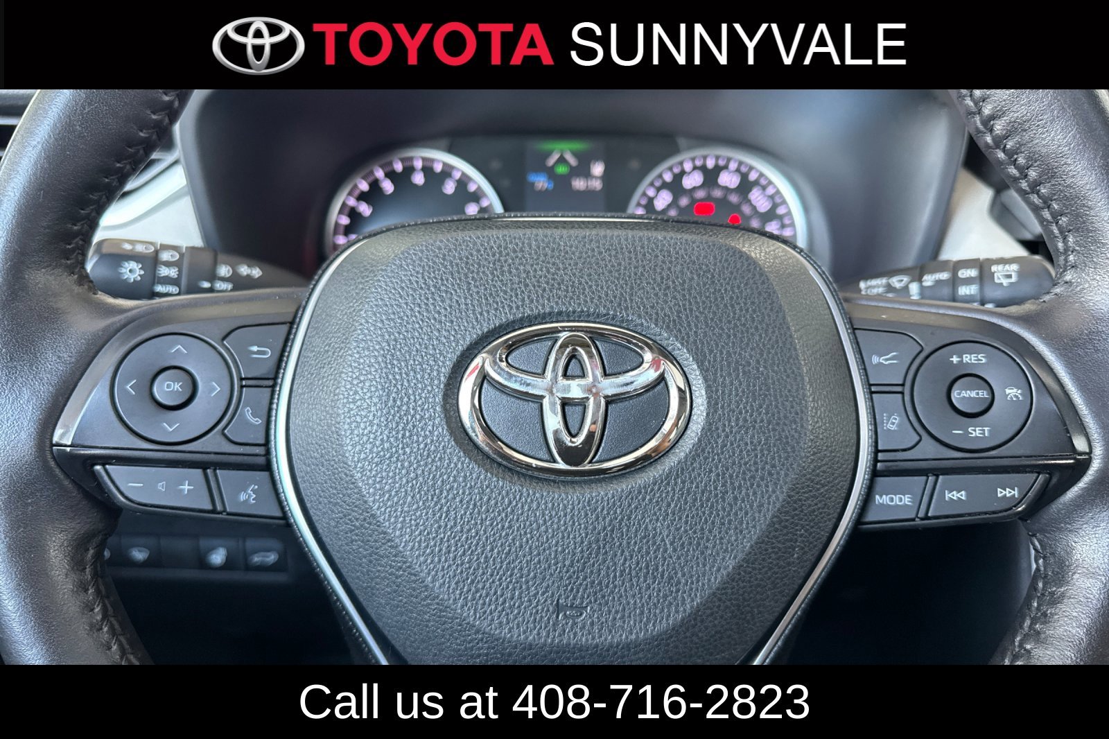 Used 2021 Toyota RAV4 XLE Premium AWD/4WD image 27