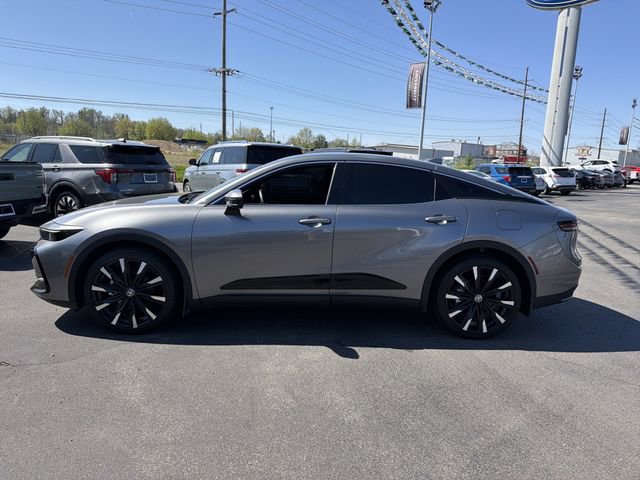 Used 2024 Toyota Crown Platinum AWD/4WD image 8
