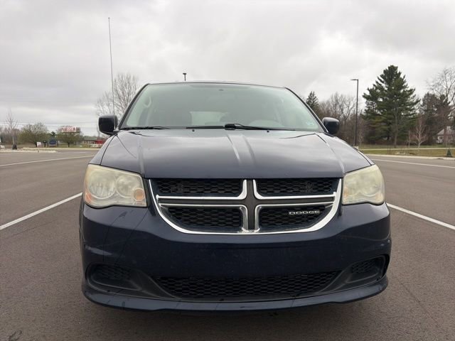 Used 2012 Dodge Grand Caravan SXT w/ Entertainment Group 1 image 8
