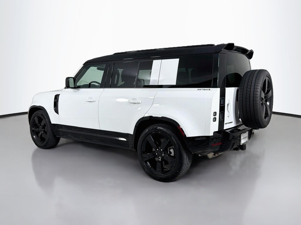 New 2026 Land Rover Defender 110 X-Dynamic SE AWD/4WD image 7