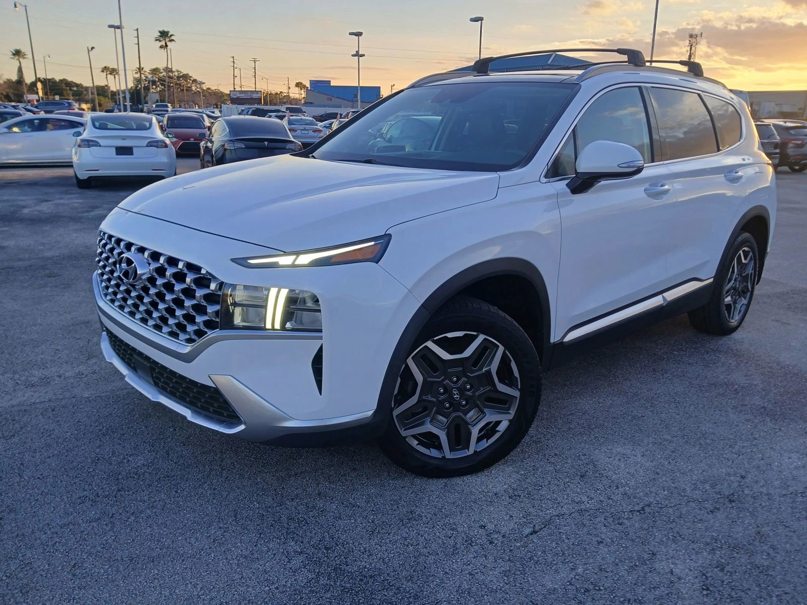 Used 2021 Hyundai Santa Fe SEL Premium AWD/4WD image 2