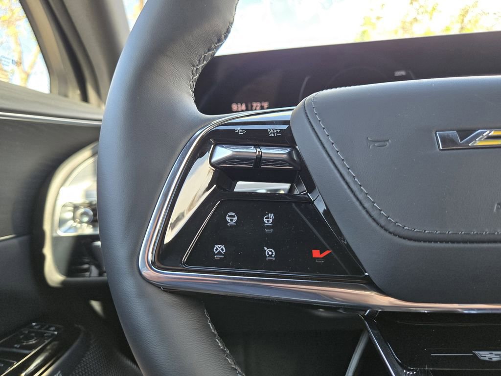 New 2026 Cadillac Lyriq V AWD/4WD image 18