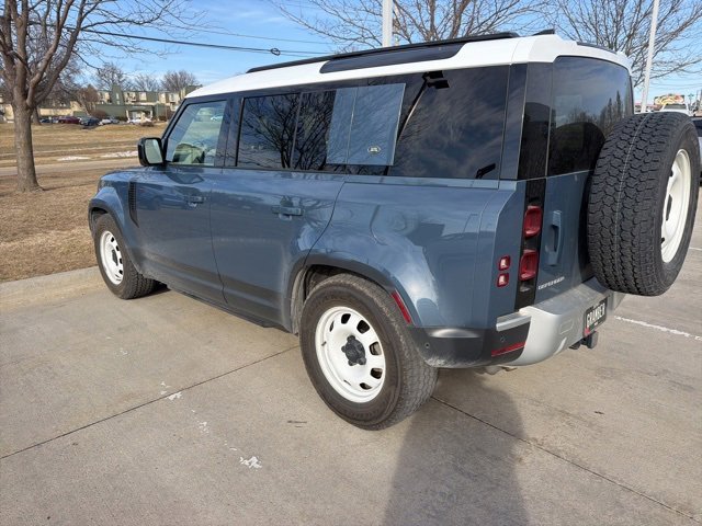 Used 2022 Land Rover Defender 110 S image 2