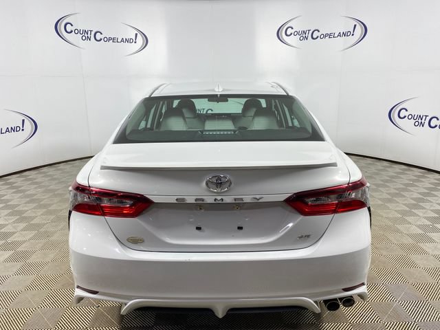 Used 2024 Toyota Camry SE FWD image 5