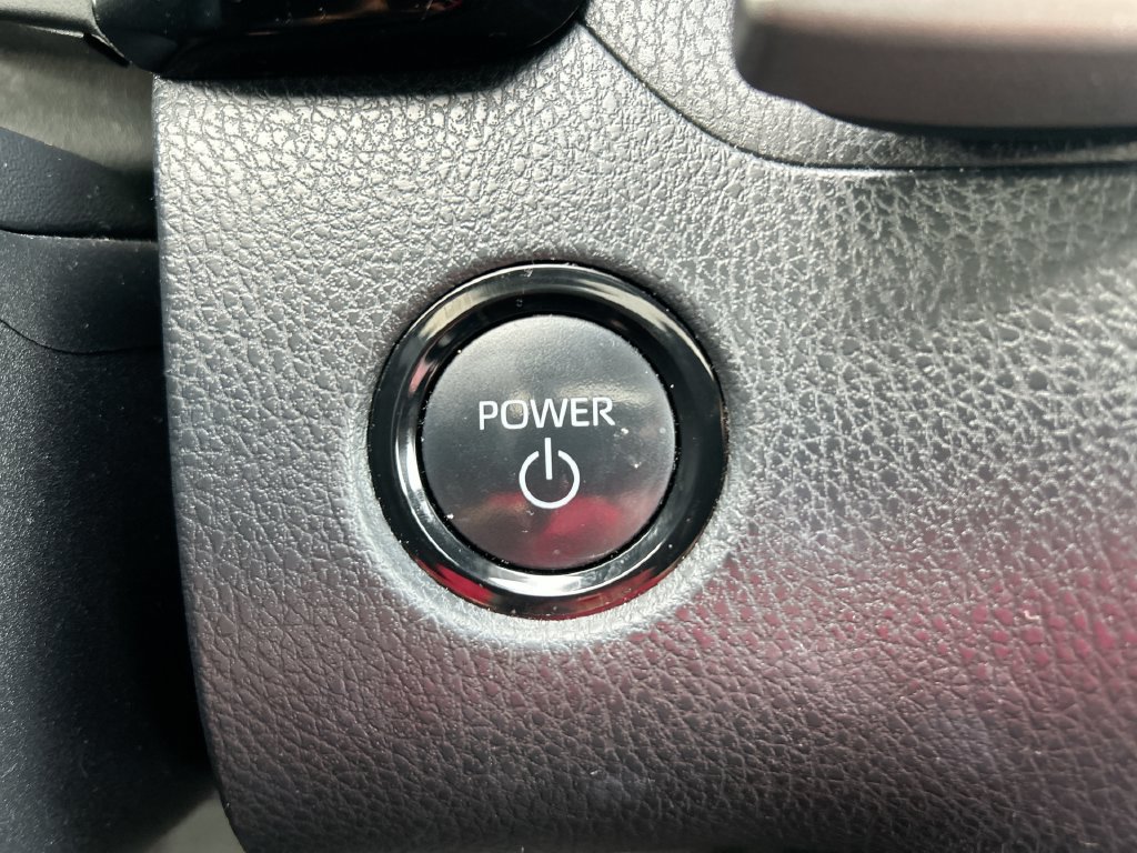 Used 2025 Toyota Camry SE w/ Multimedia Upgrade Package FWD image 18