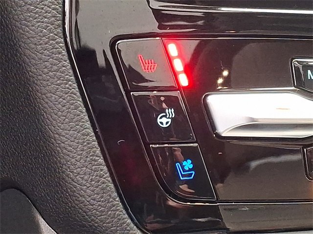 Used 2022 Ford Explorer Limited w/ Limited Technology Package image 26