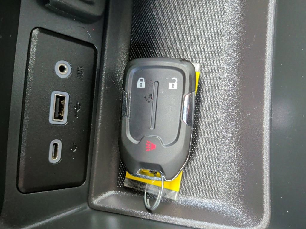 Used 2024 GMC Terrain SLE image 45