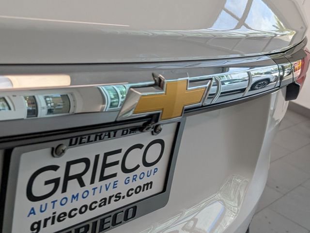 Certified 2022 Chevrolet Traverse LS FWD image 12