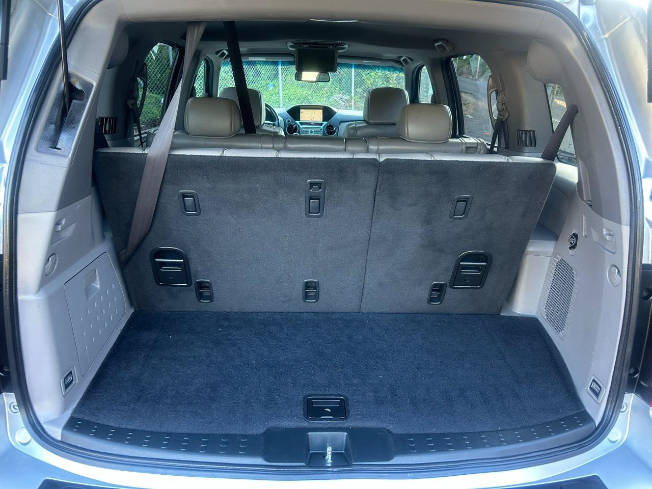 Used 2011 Honda Pilot Touring image 21