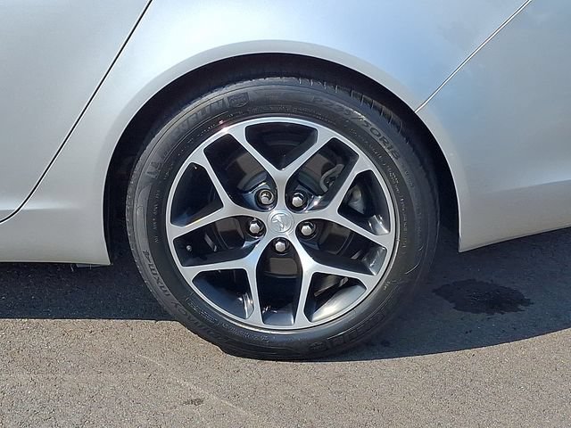 Used 2017 Buick Regal Sport Touring FWD image 27
