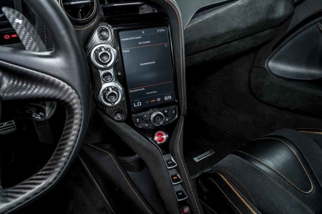 Used 2020 McLaren 720S Performance RWD image 21