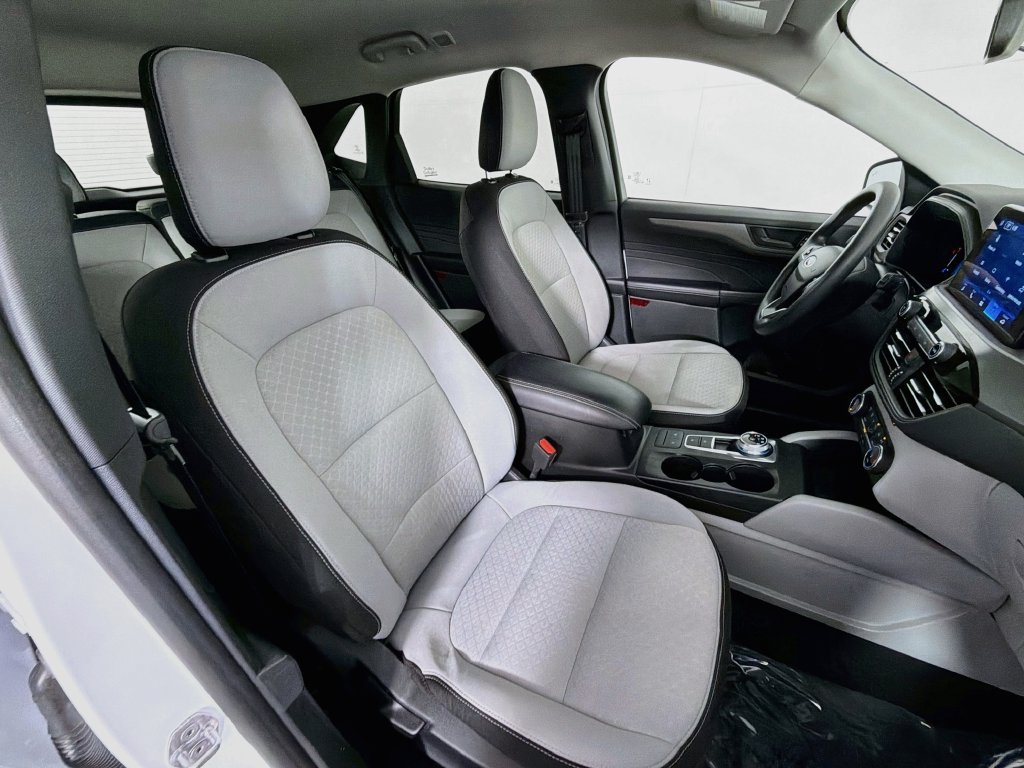 Used 2025 Ford Escape Active FWD image 25