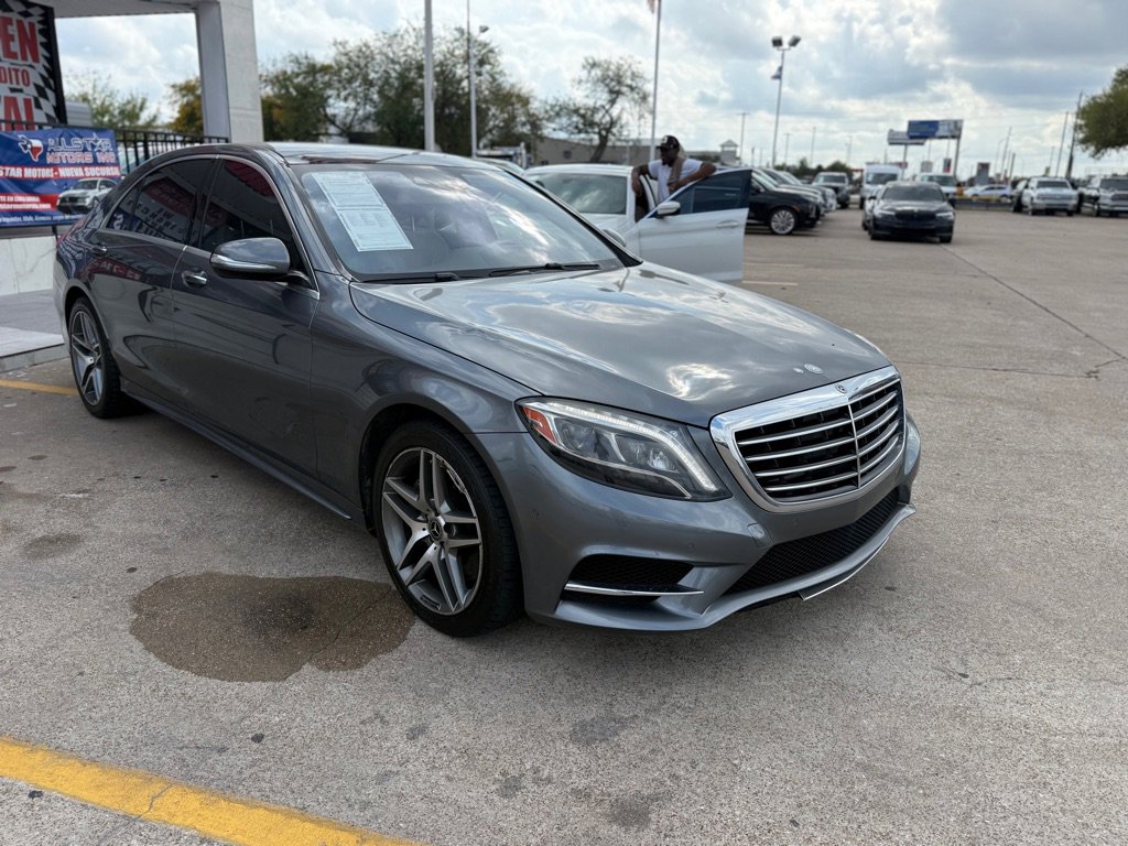 Used 2017 Mercedes-Benz S 550 4MATIC Sedan image 3