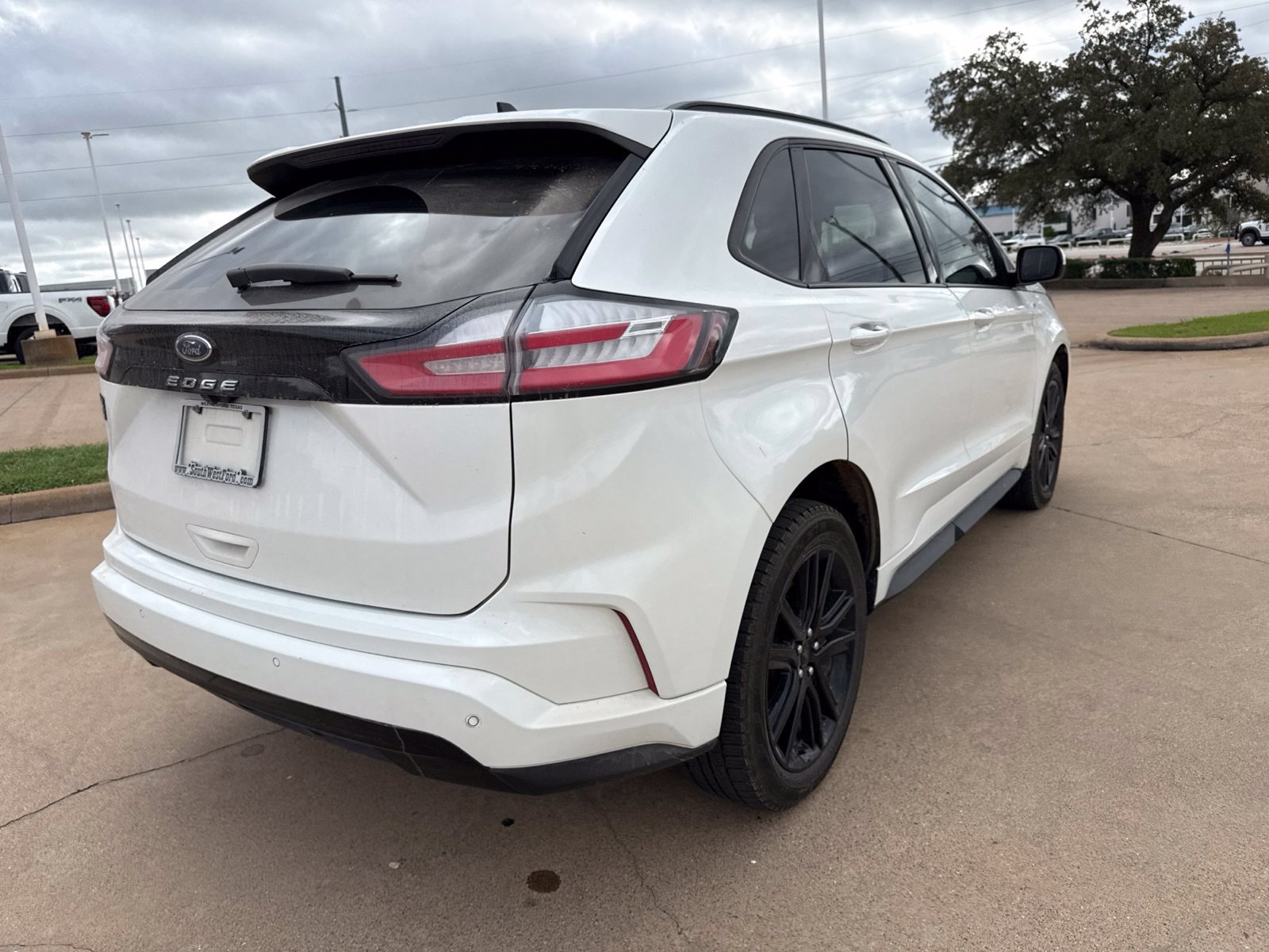 Used 2024 Ford Edge ST-Line AWD/4WD image 7