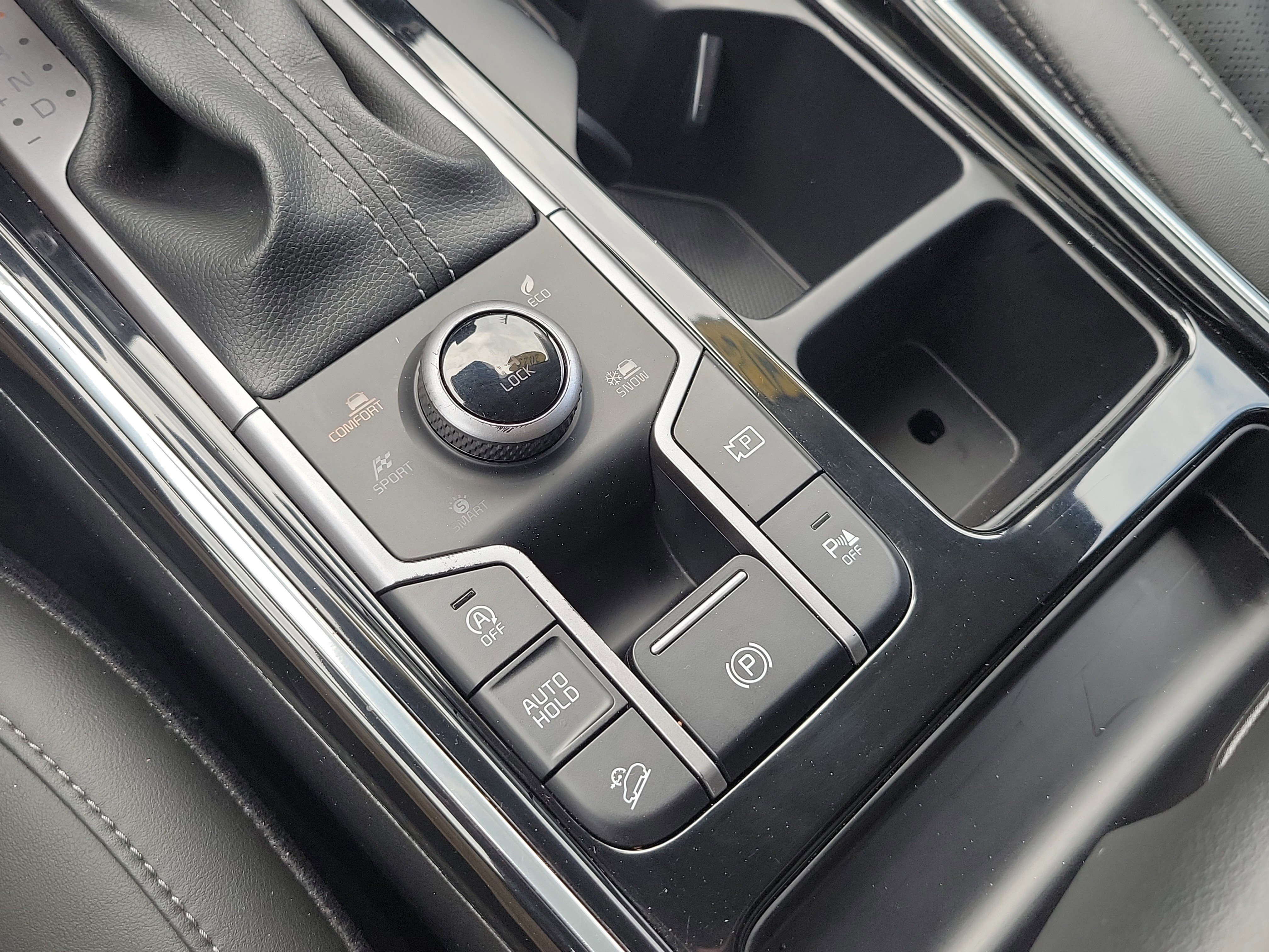 Certified 2023 Kia Sorento SX AWD/4WD image 39