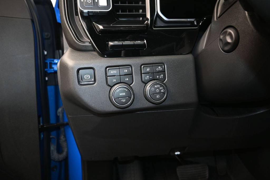 Used 2026 Chevrolet Silverado 1500 ZR2 AWD/4WD image 13