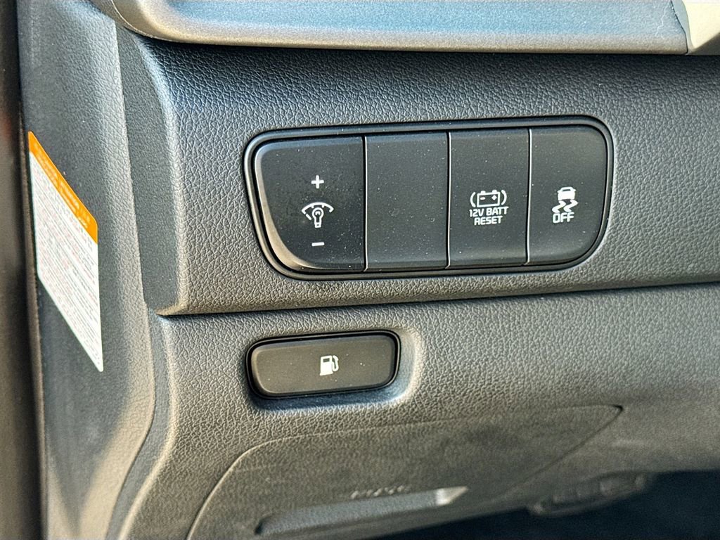 Used 2019 Kia Niro FE FWD image 11