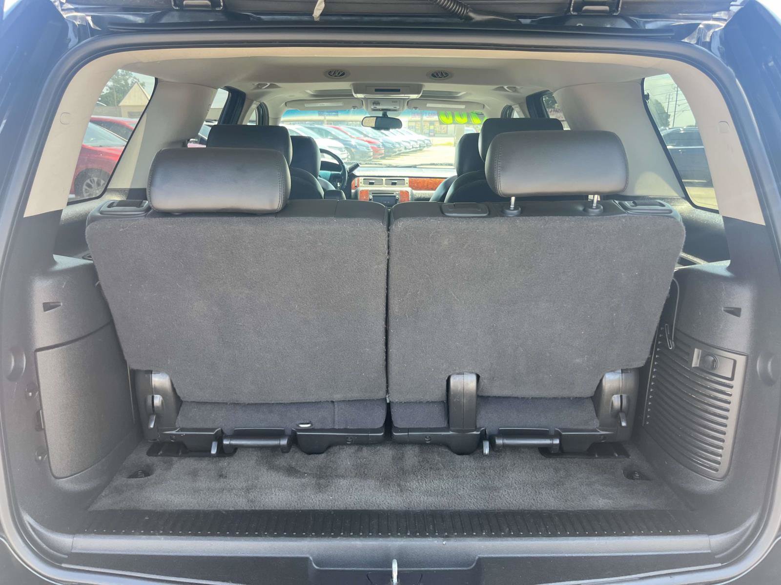Used 2010 Chevrolet Tahoe LT RWD image 10