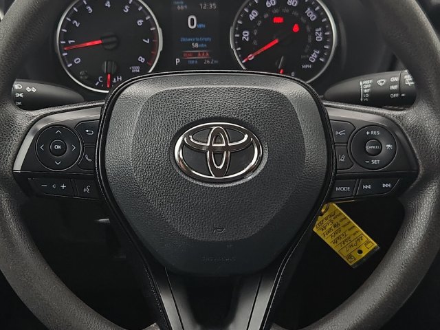 Certified 2021 Toyota RAV4 LE AWD/4WD image 25