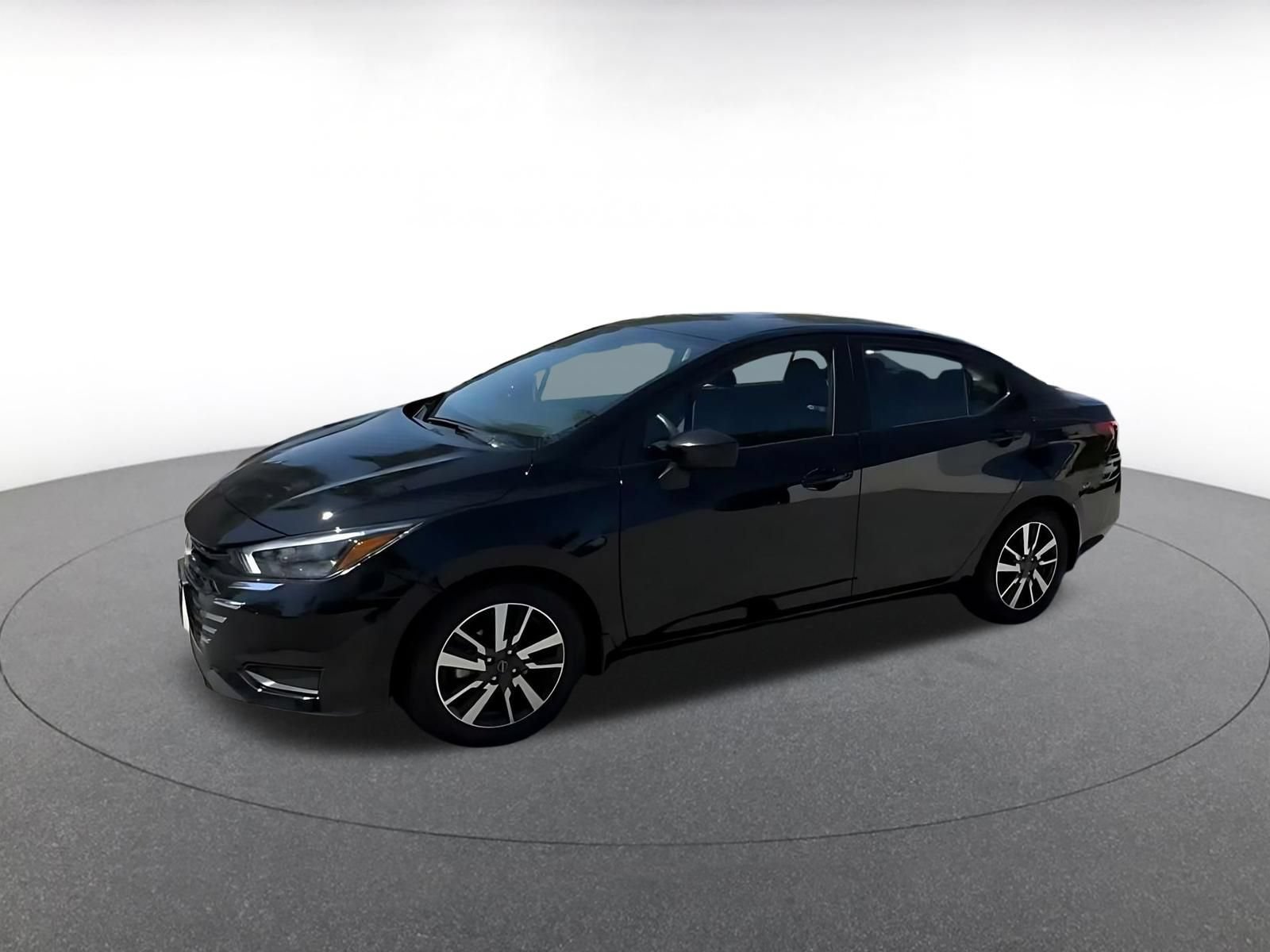 Used 2025 Nissan Versa SV w/ Trunk Package FWD image 7