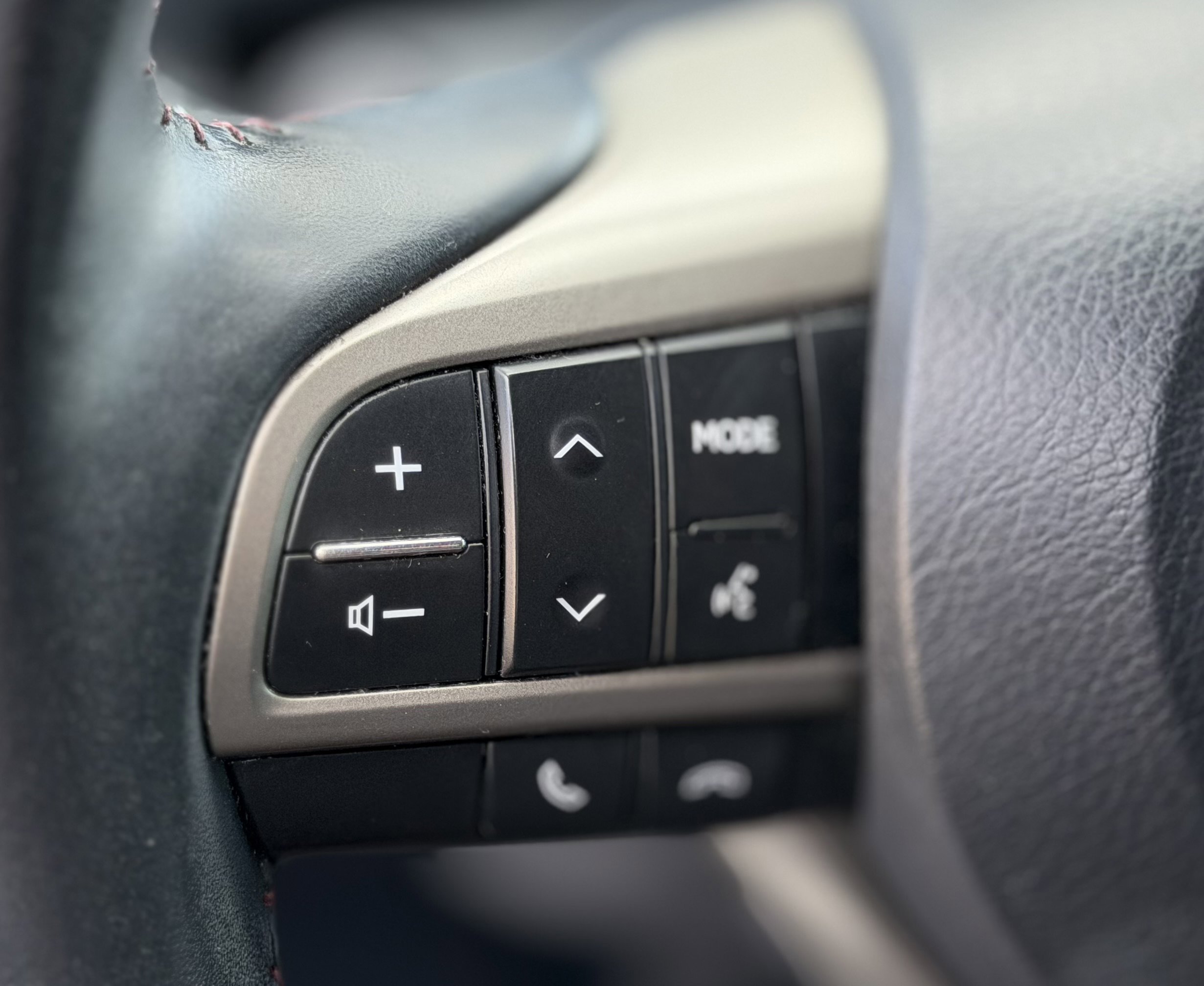 Used 2016 Lexus RX 350 FWD w/ Premium Package image 24