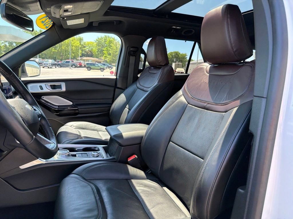 Used 2021 Ford Explorer Platinum AWD/4WD image 12