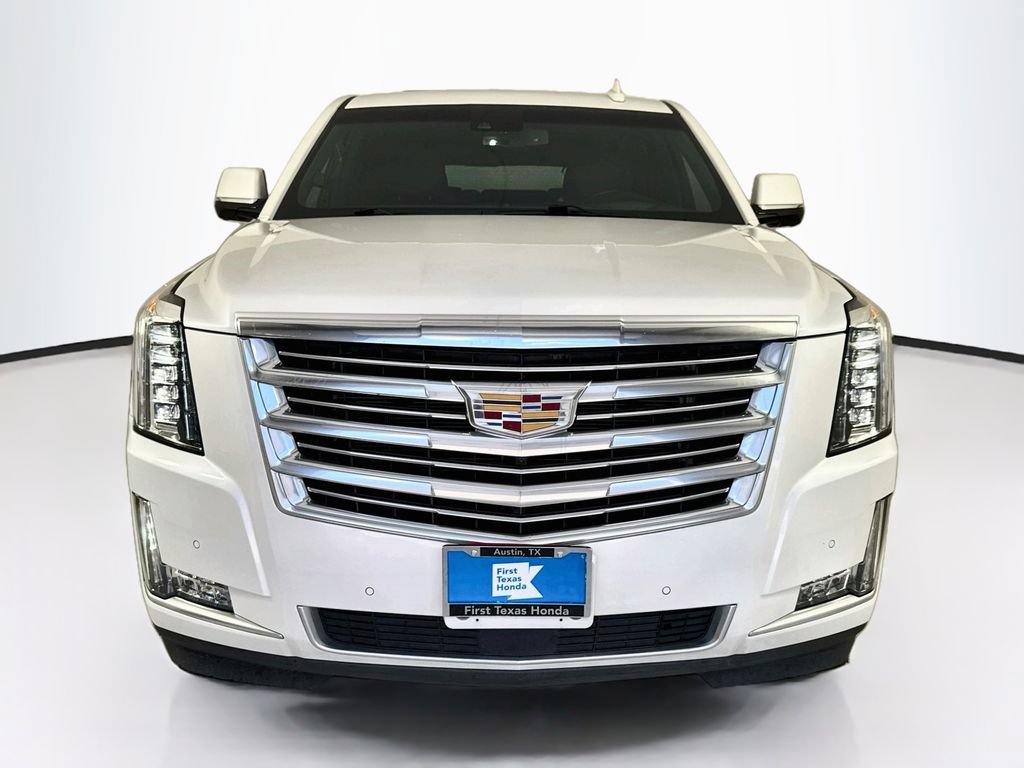 Used 2016 Cadillac Escalade ESV Platinum RWD image 2