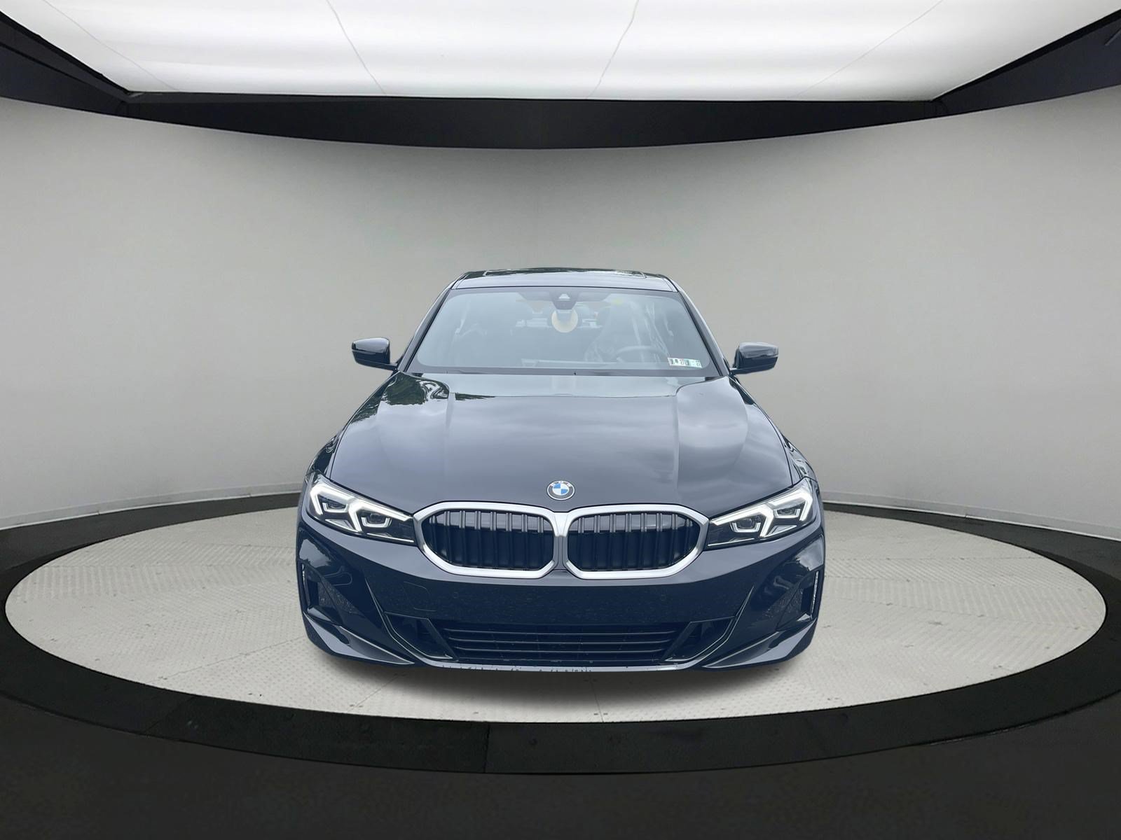 Used 2026 BMW 330i xDrive Sedan w/ Premium Package AWD/4WD image 2