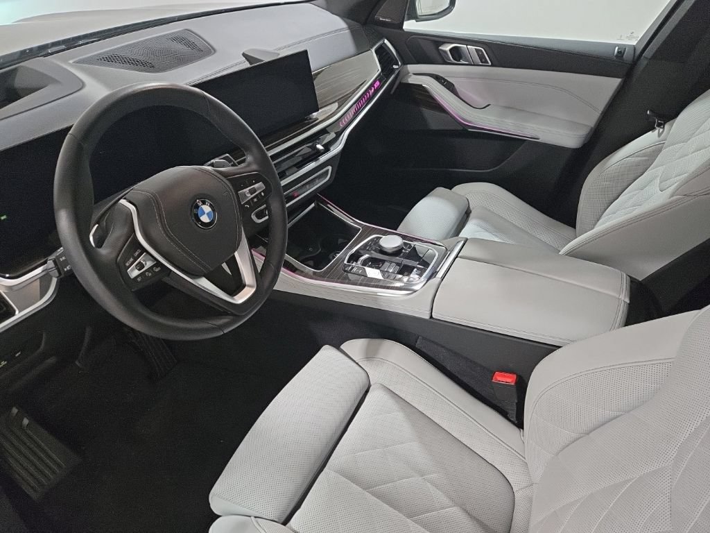 Used 2024 BMW X5 xDrive40i w/ Premium Package AWD/4WD image 19
