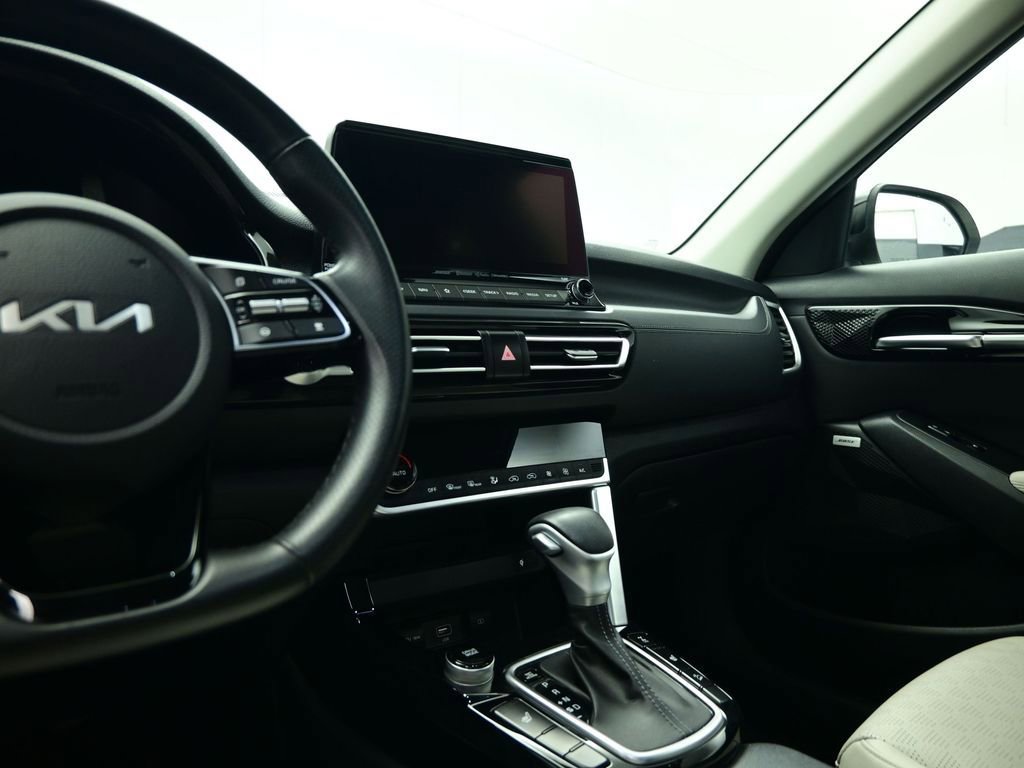 Used 2022 Kia Seltos SX image 60