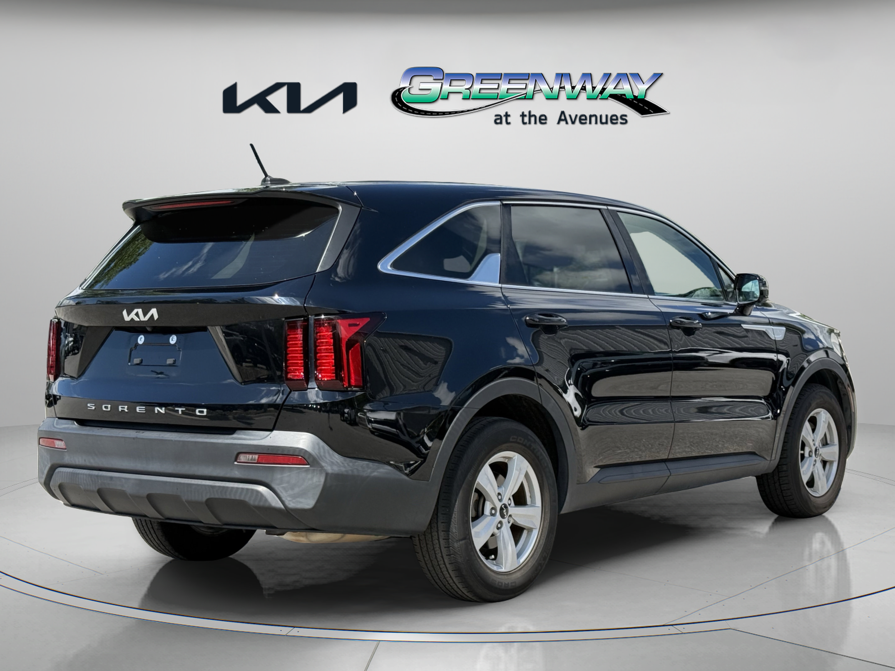 Used 2022 Kia Sorento LX FWD image 6