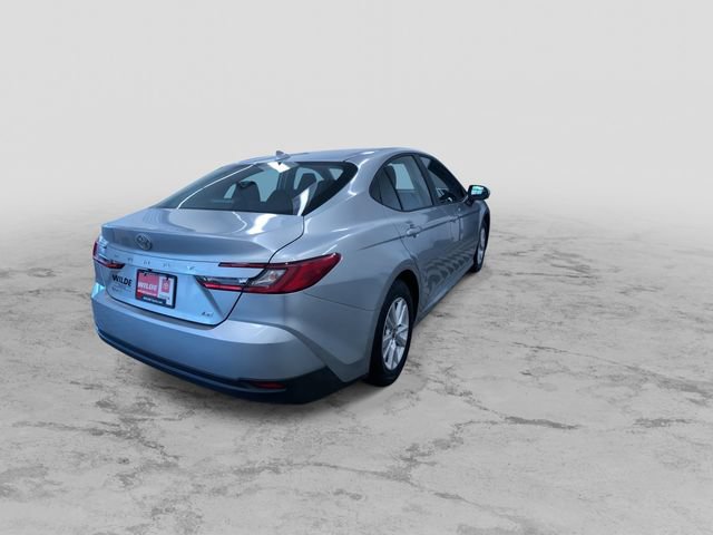 Used 2026 Toyota Camry LE FWD image 10