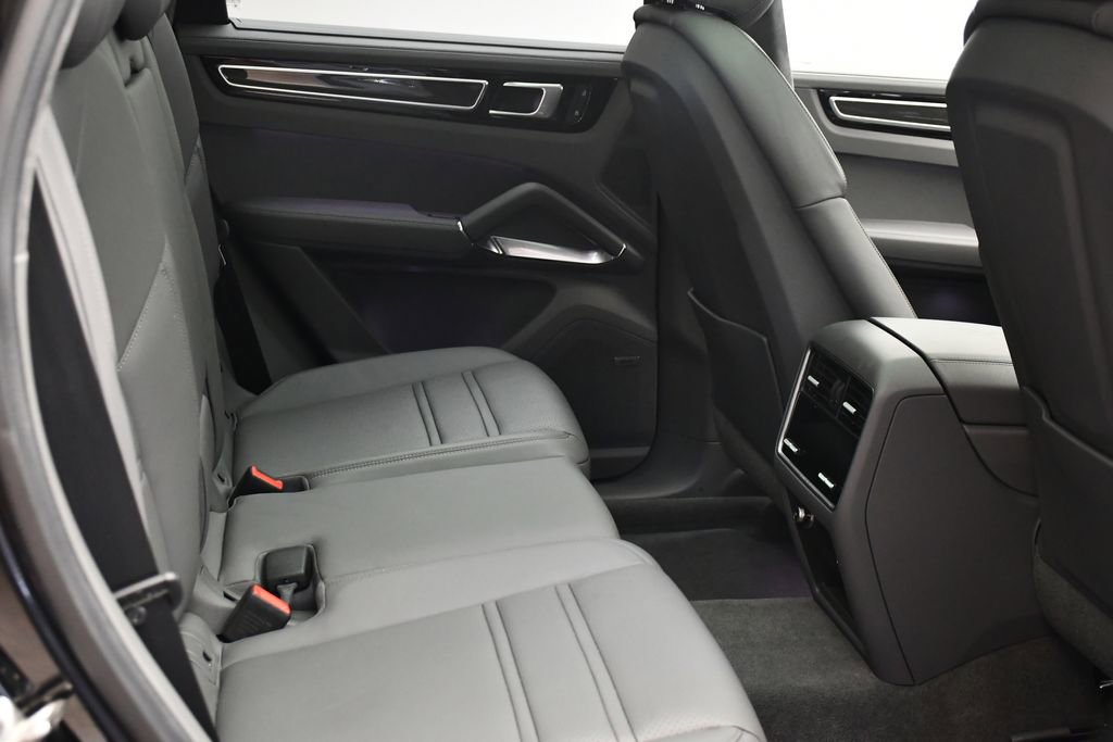New 2026 Porsche Panamera 4S AWD/4WD image 31