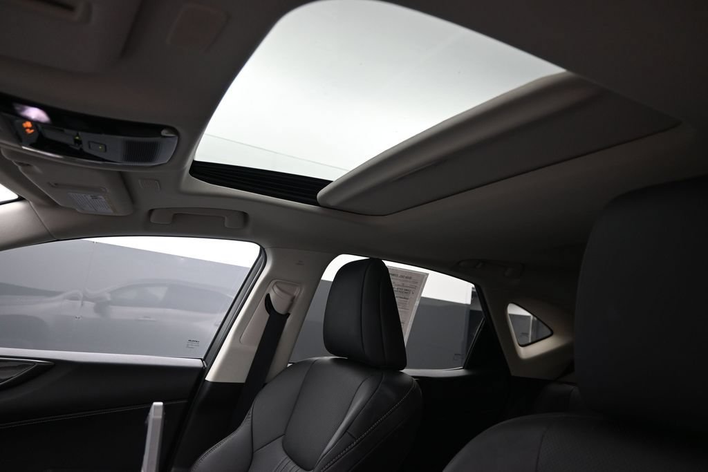 Used 2025 Lexus NX 250 FWD w/ Accessory Package (Z2) image 16
