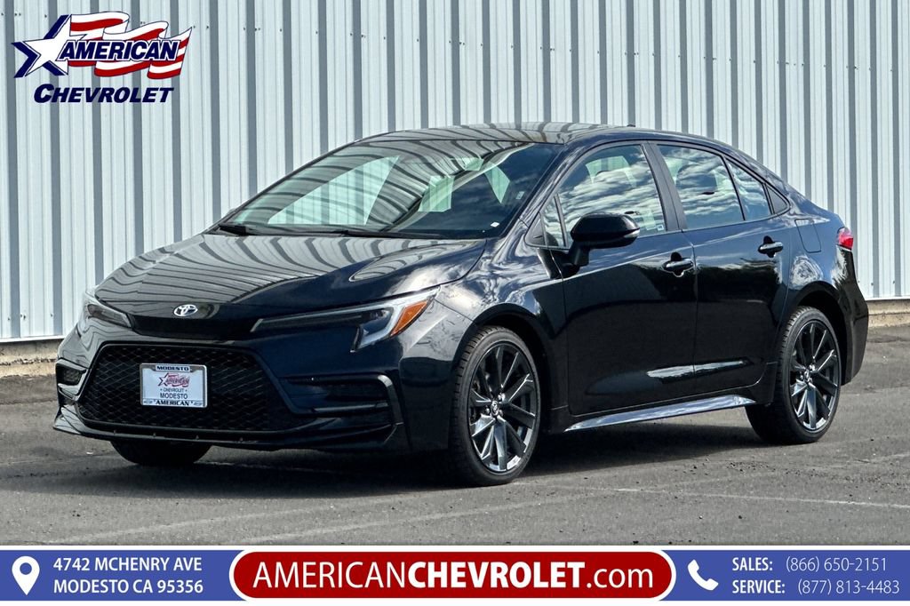 Used 2024 Toyota Corolla SE w/ SE Premium Package FWD image 8