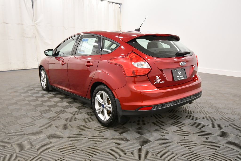 Used 2013 Ford Focus SE w/ SE Winter Pkg FWD image 5