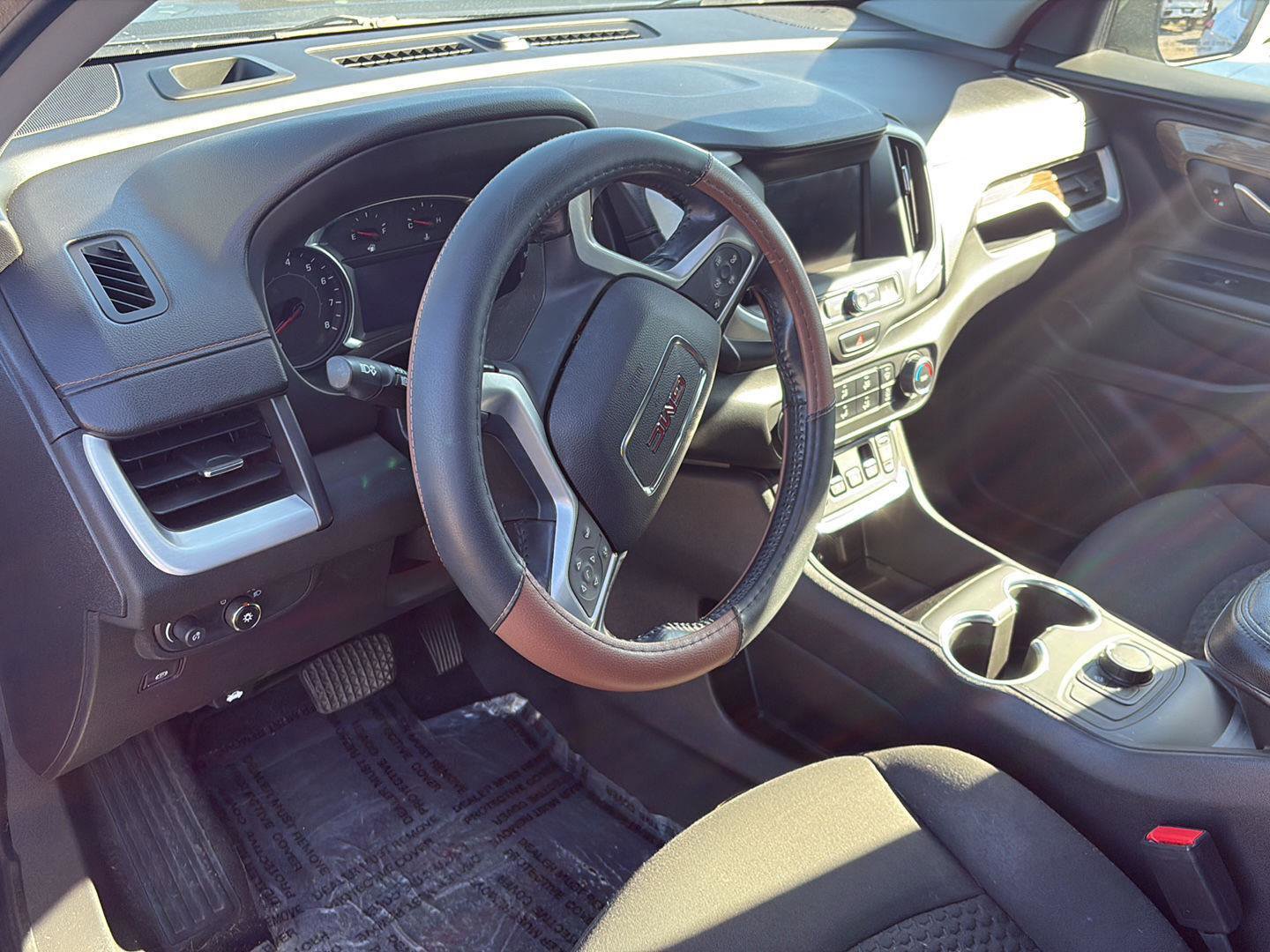 Used 2020 GMC Terrain SLE image 8