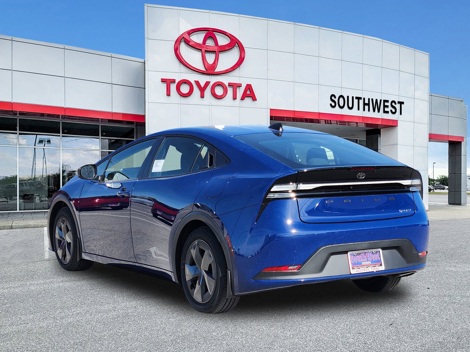 New 2026 Toyota Prius Plug-In Hybrid image 4