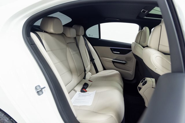 Used 2024 Mercedes-Benz C 300 4MATIC Sedan image 27