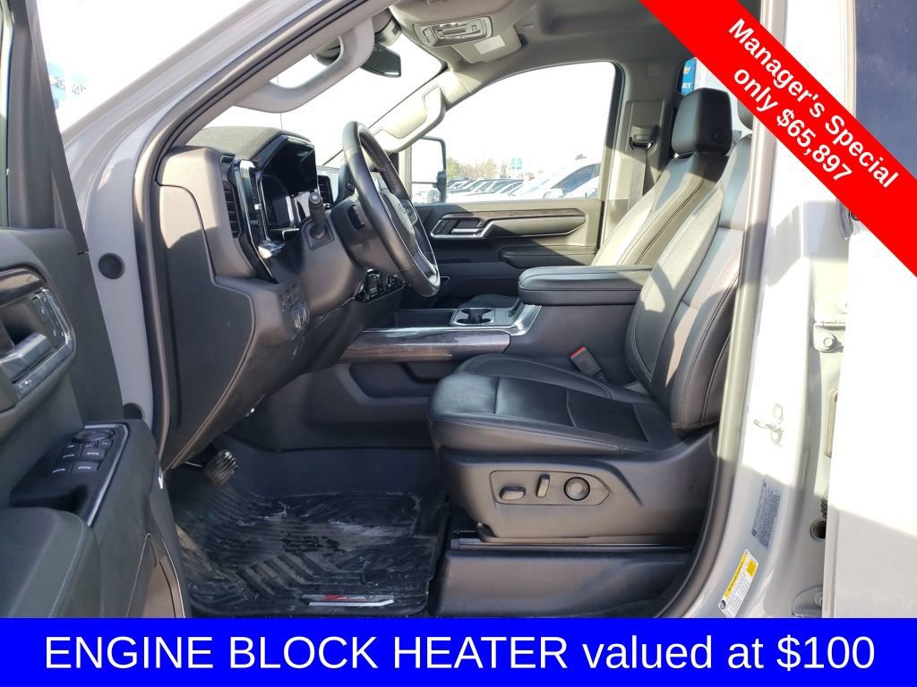 Used 2024 Chevrolet Silverado 3500 LTZ w/ LTZ Plus Package image 10