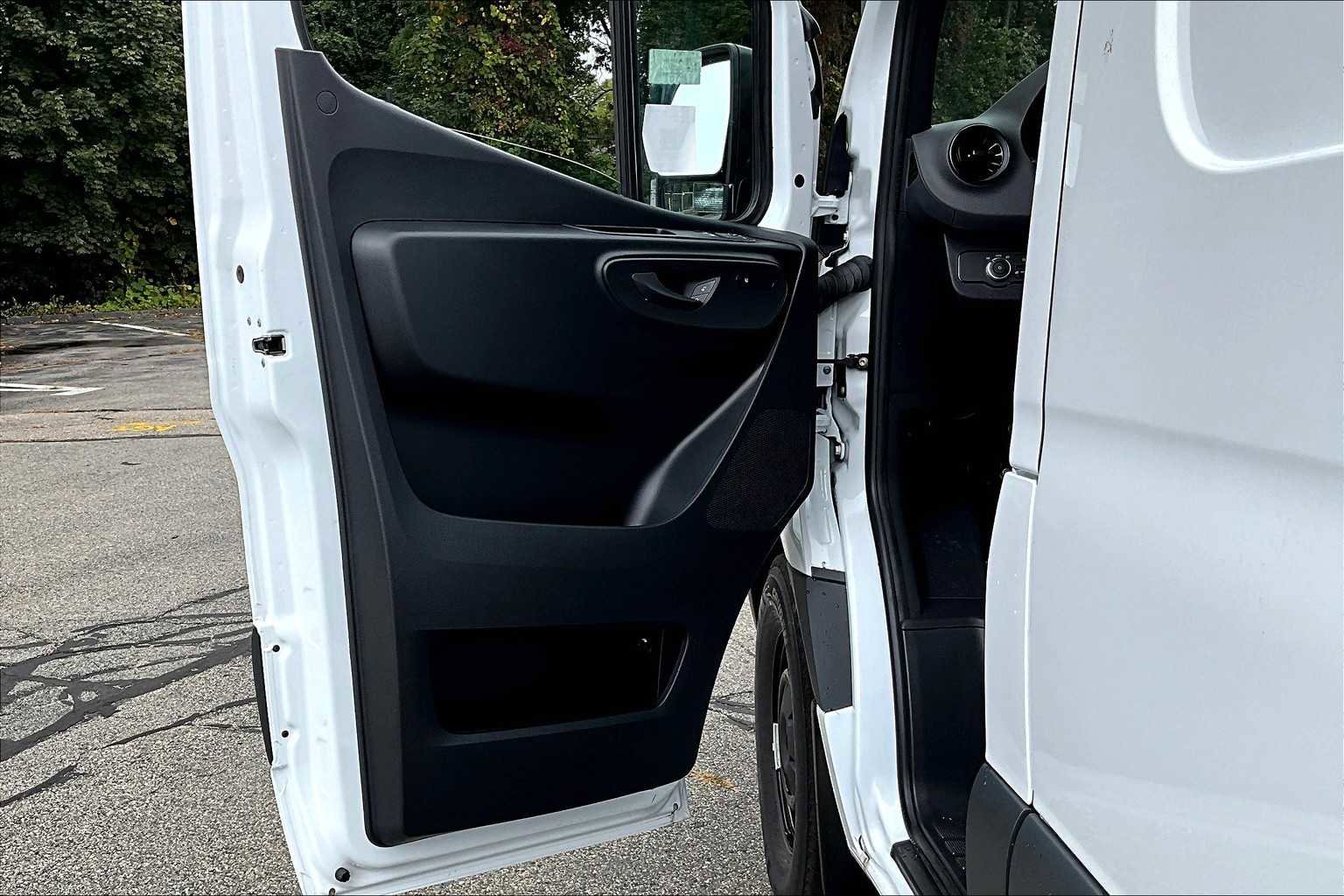 New 2025 Mercedes-Benz Sprinter 2500 image 11